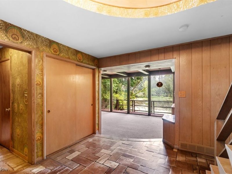 16125 Parkland Drive, Cleveland, OH 44120 Photo 6