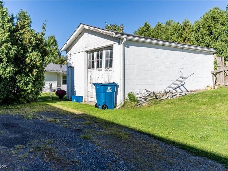 238 Main Street, Cortland, OH 44410 Photo 3