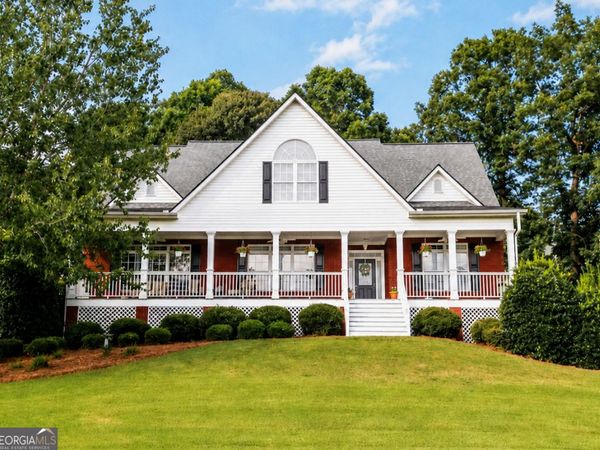 1805 Wesleyan Lane, Loganville, GA 30052