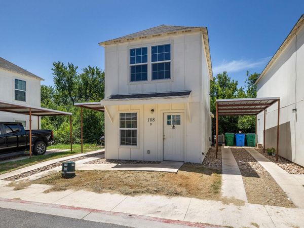 230 Debus DR, Unit 108 B, Taylor, TX 76574