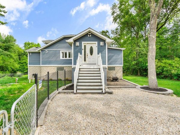 6 Kates, Mount Holly, NJ 08060