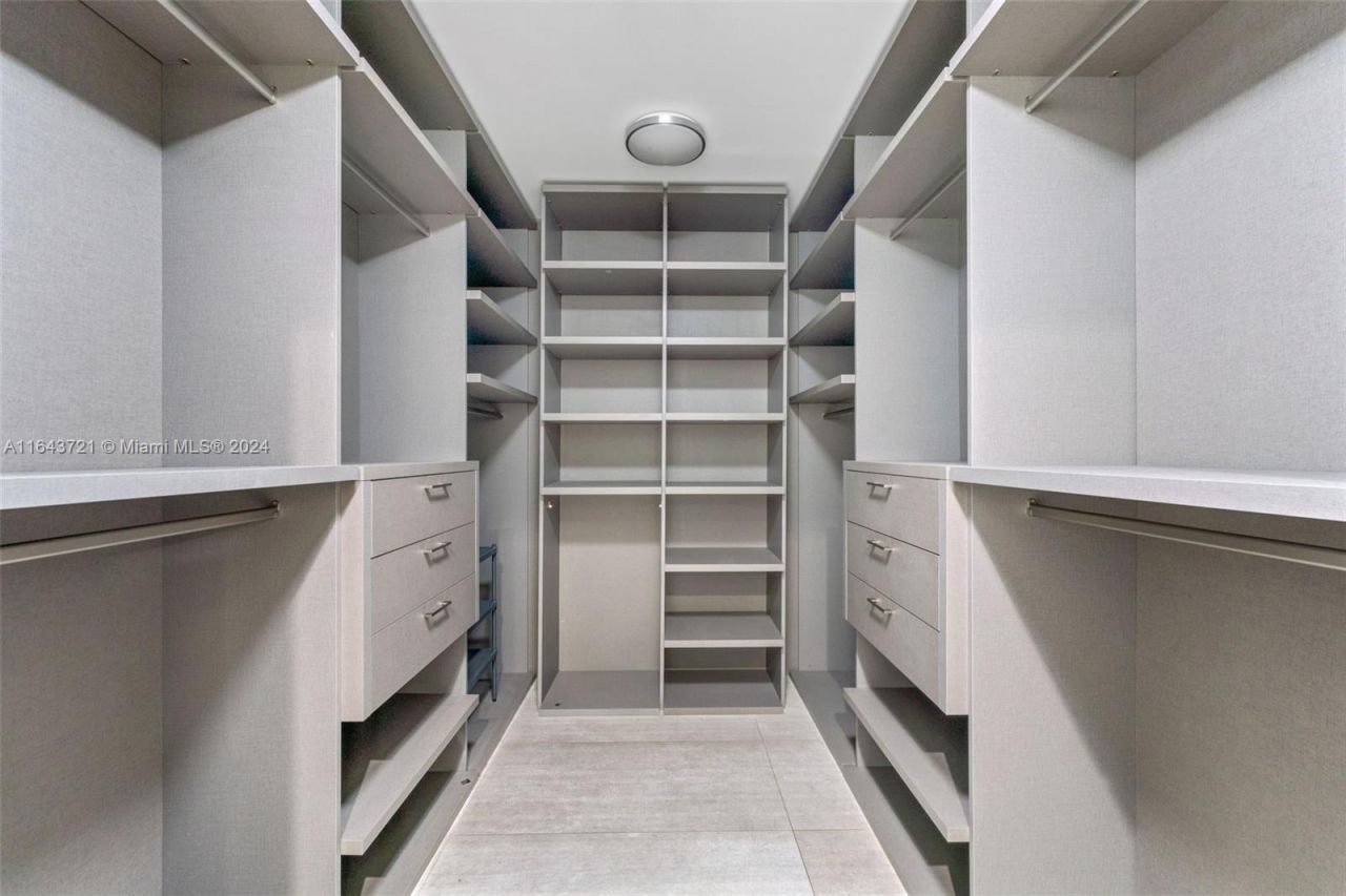 1510 SW 4th Ave, Miami, FL 33129 Photo