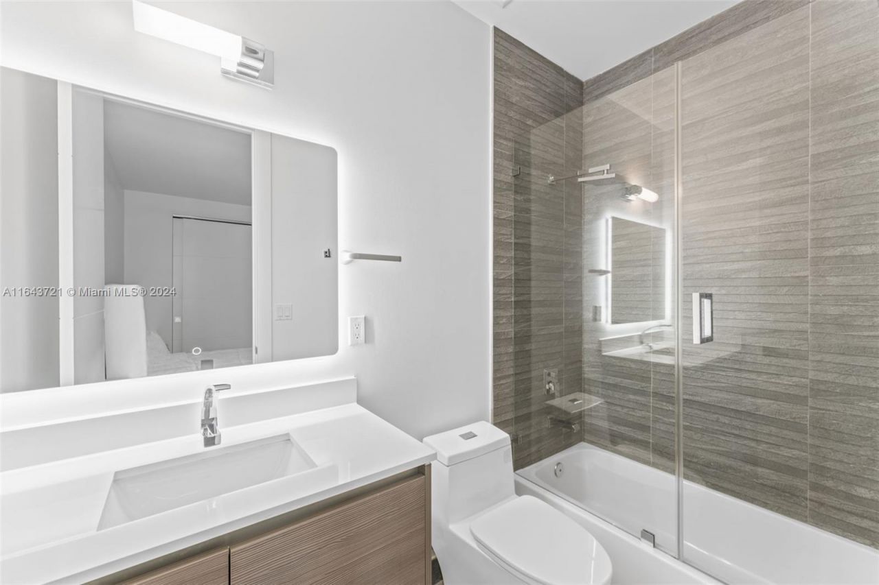 1510 SW 4th Ave, Miami, FL 33129 Photo