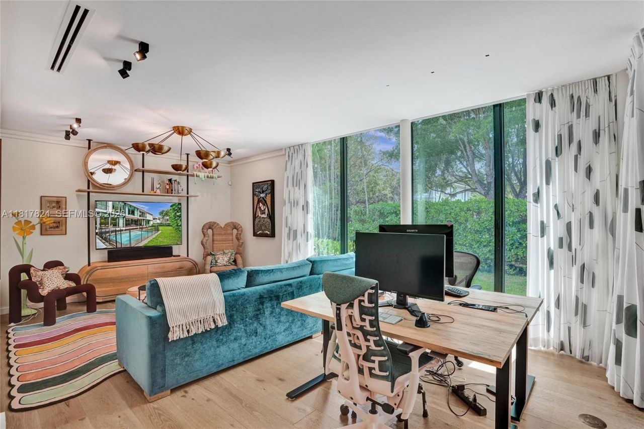 4061 Matheson Ave, Miami, FL 33133 Photo