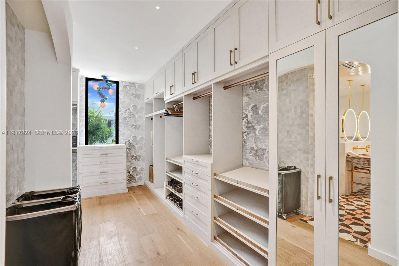 4061 Matheson Ave, Miami, FL 33133 Photo