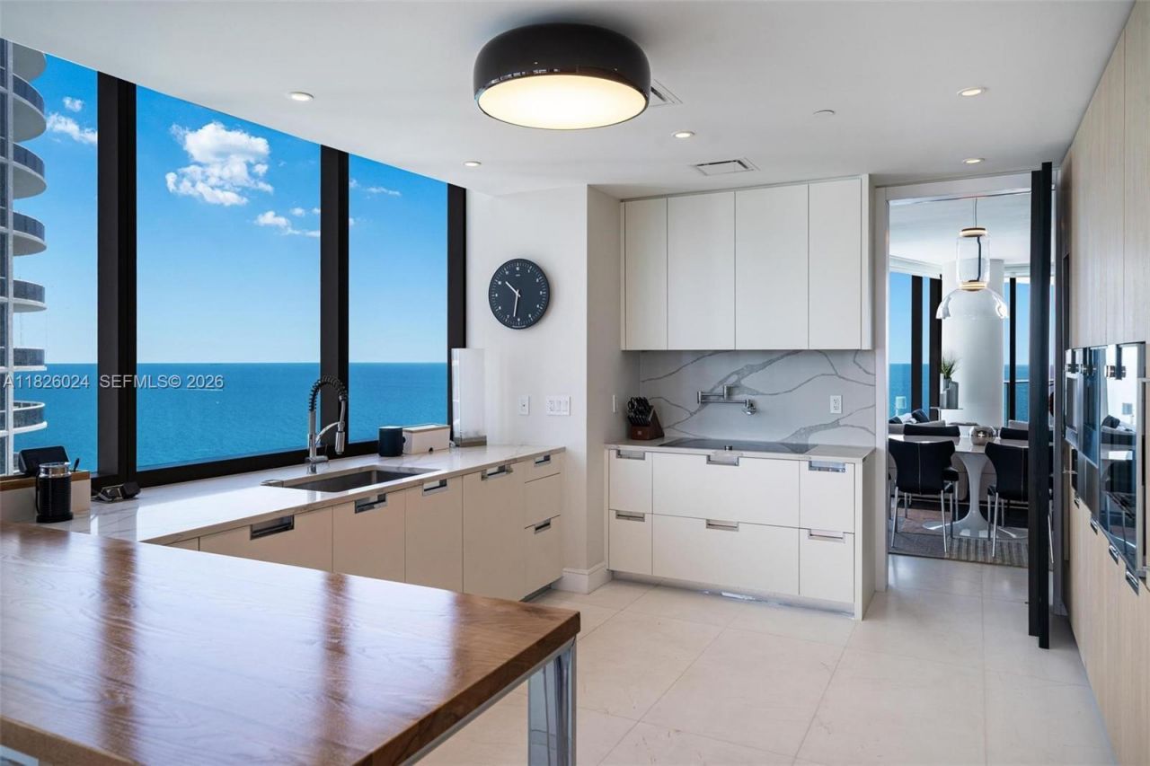 15701 Collins Ave, Unit 3001, Sunny Isles Beach, FL 33160 Photo