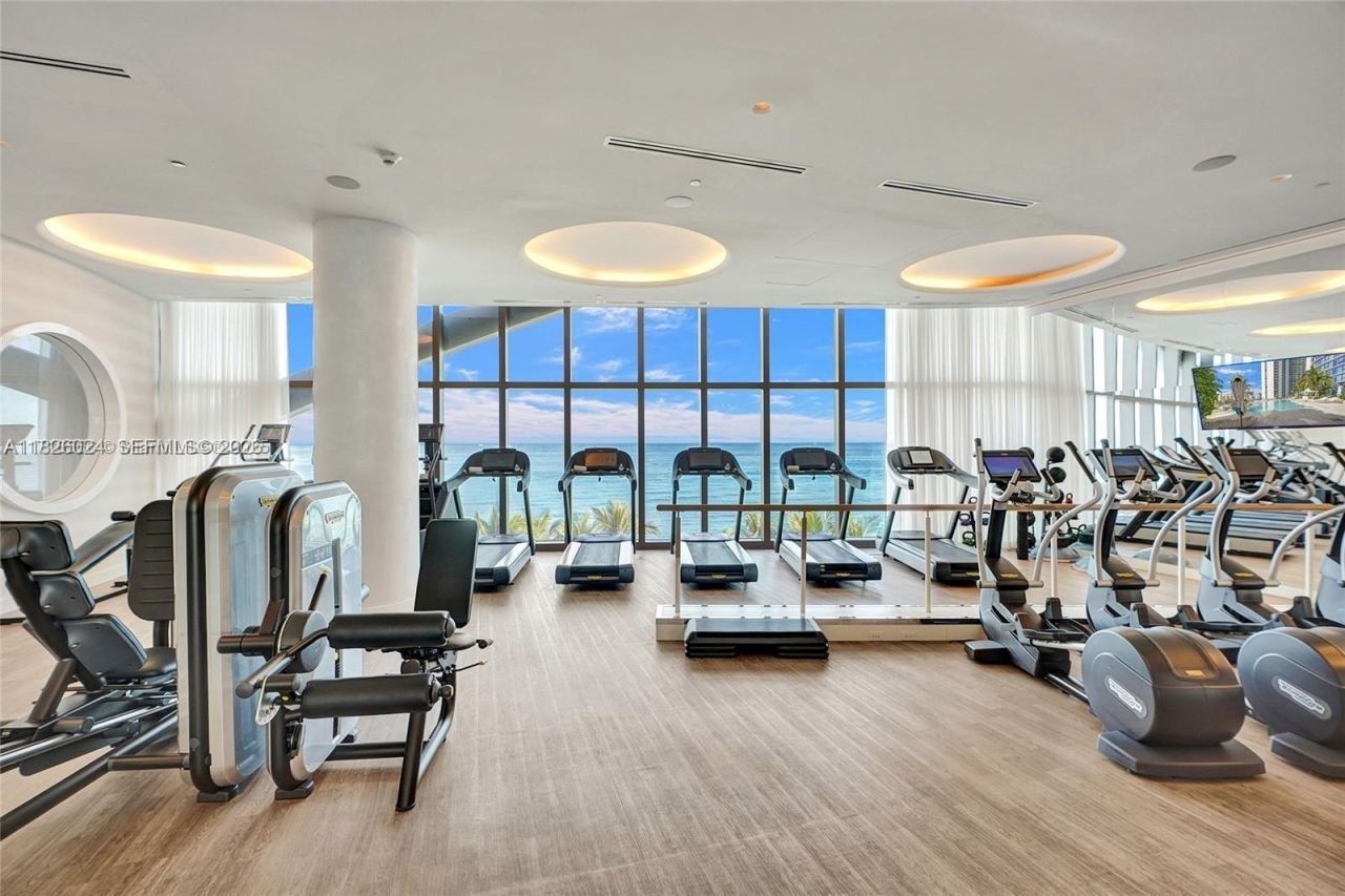 15701 Collins Ave, Unit 3001, Sunny Isles Beach, FL 33160 Photo