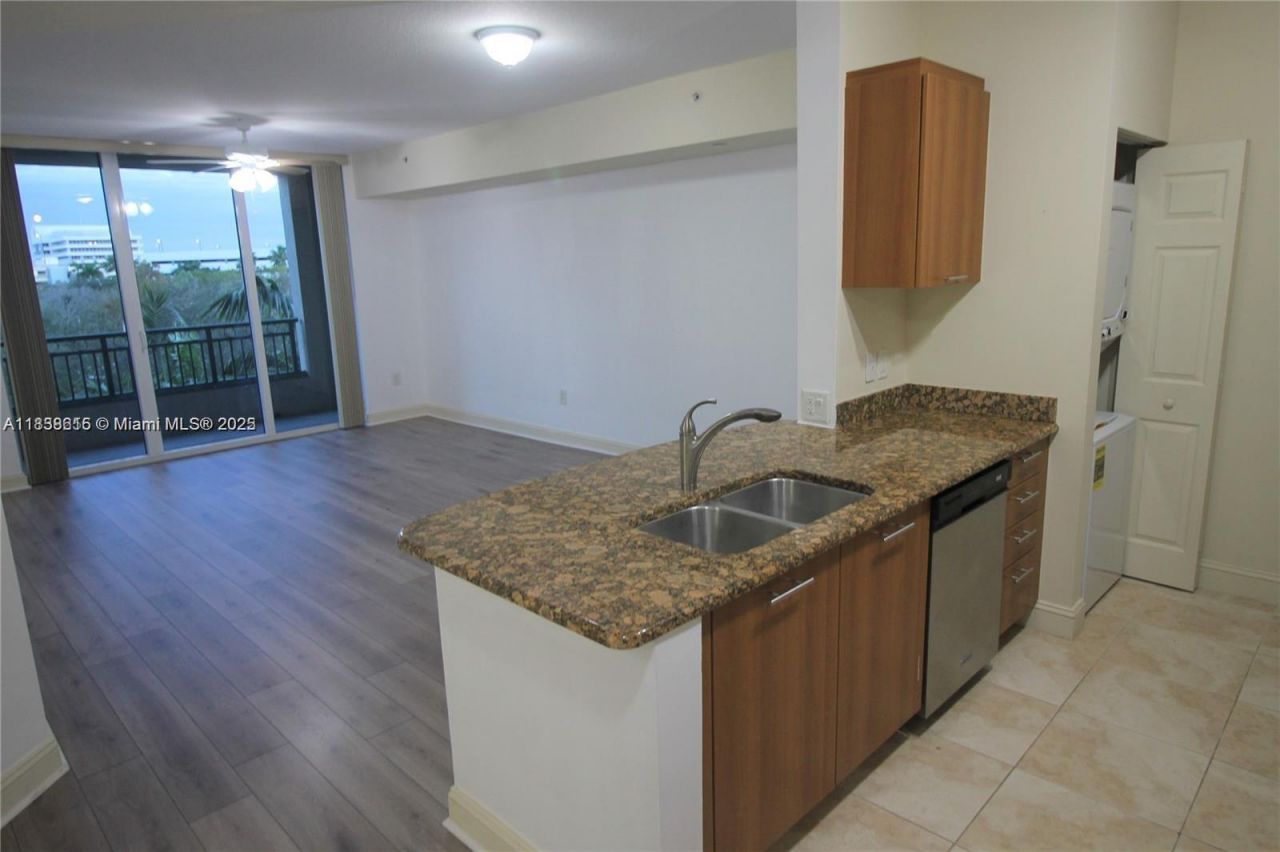 510 NW 84th Ave, Unit 417, Plantation, FL 33324 Photo