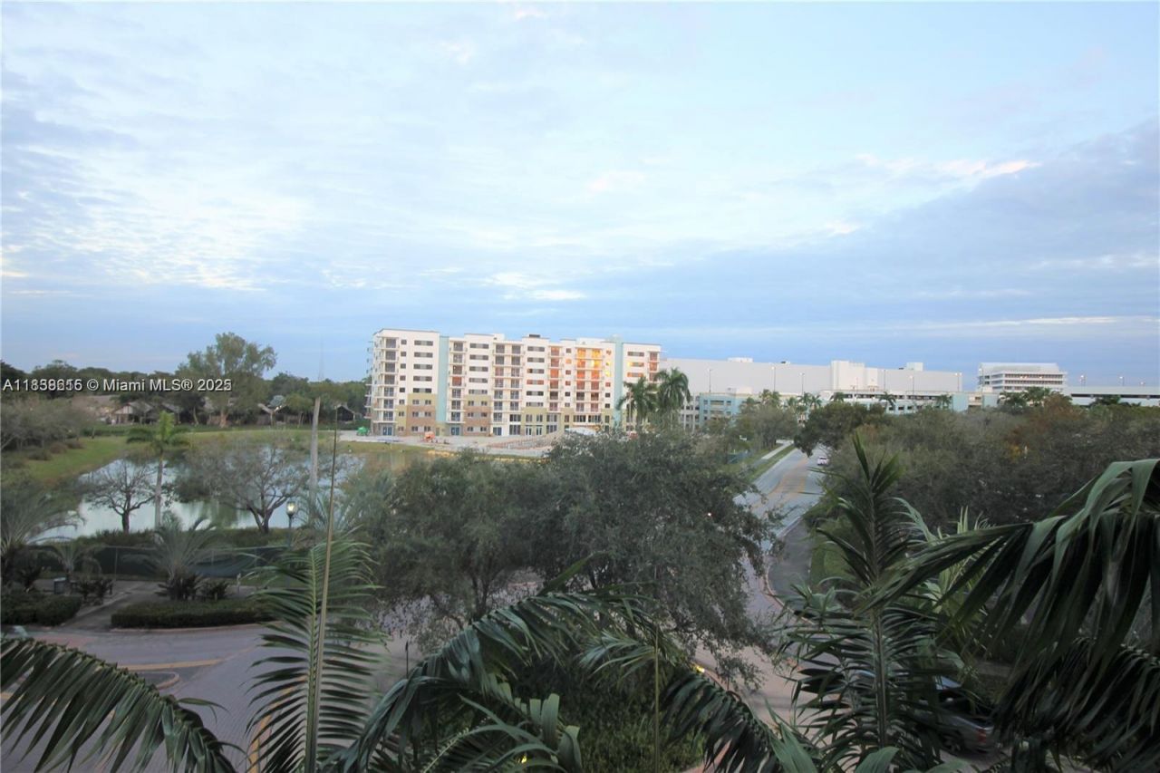 510 NW 84th Ave, Unit 417, Plantation, FL 33324 Photo