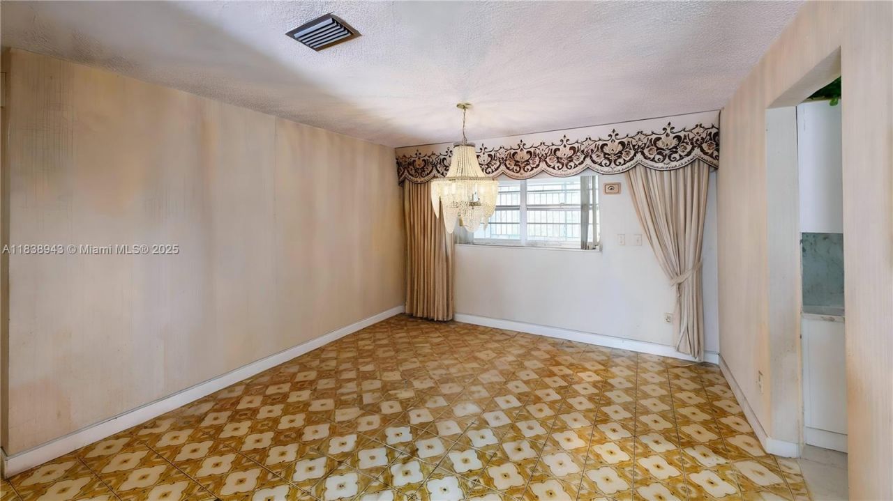 3005 SW 108th Ct, Miami, FL 33165 Photo