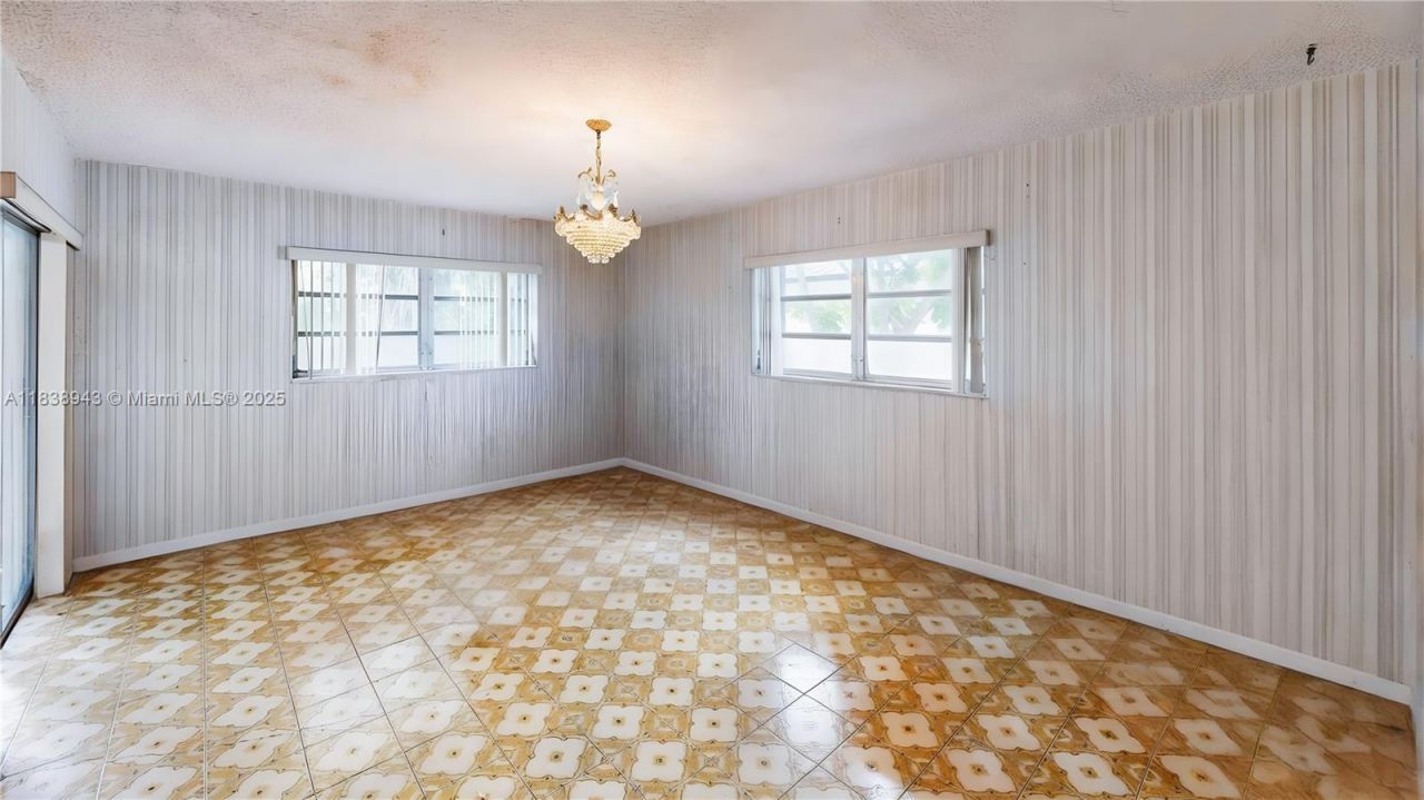 3005 SW 108th Ct, Miami, FL 33165 Photo