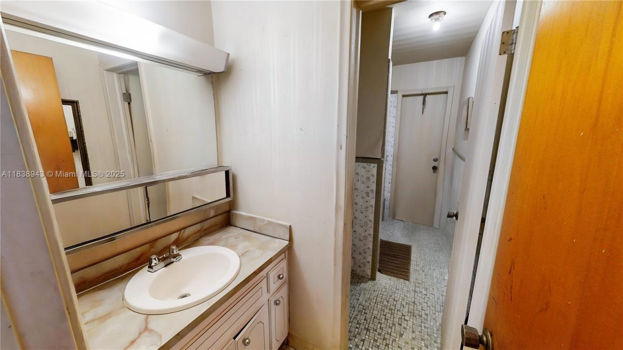 3005 SW 108th Ct, Miami, FL 33165 Photo