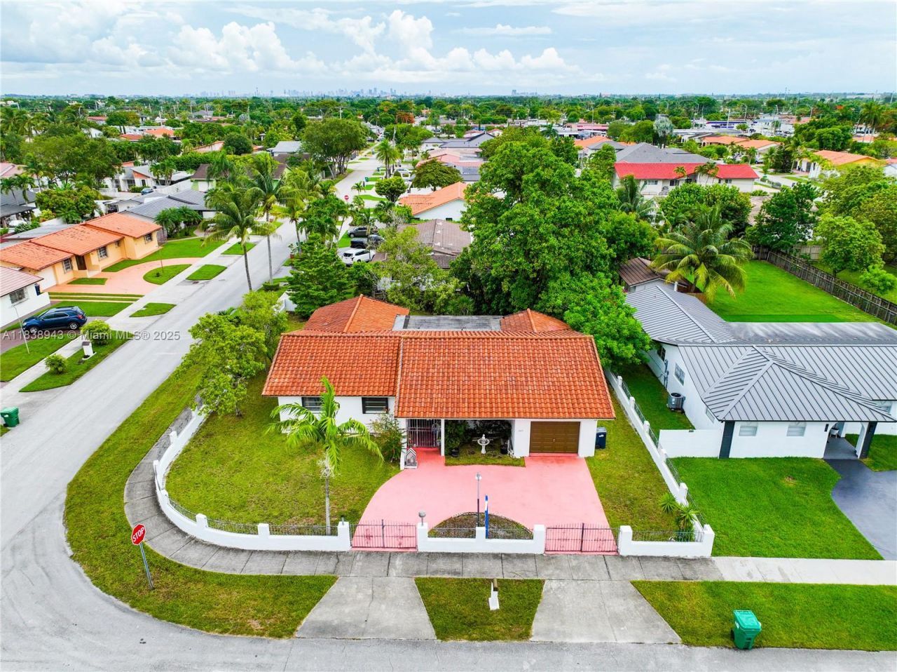 3005 SW 108th Ct, Miami, FL 33165 Photo