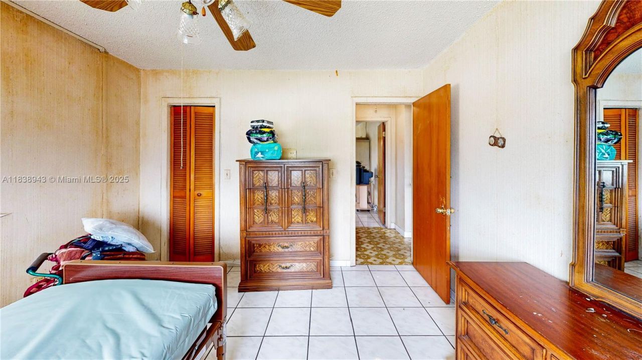 3005 SW 108th Ct, Miami, FL 33165 Photo