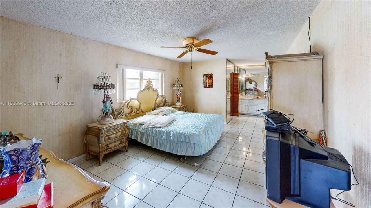 3005 SW 108th Ct, Miami, FL 33165 Photo