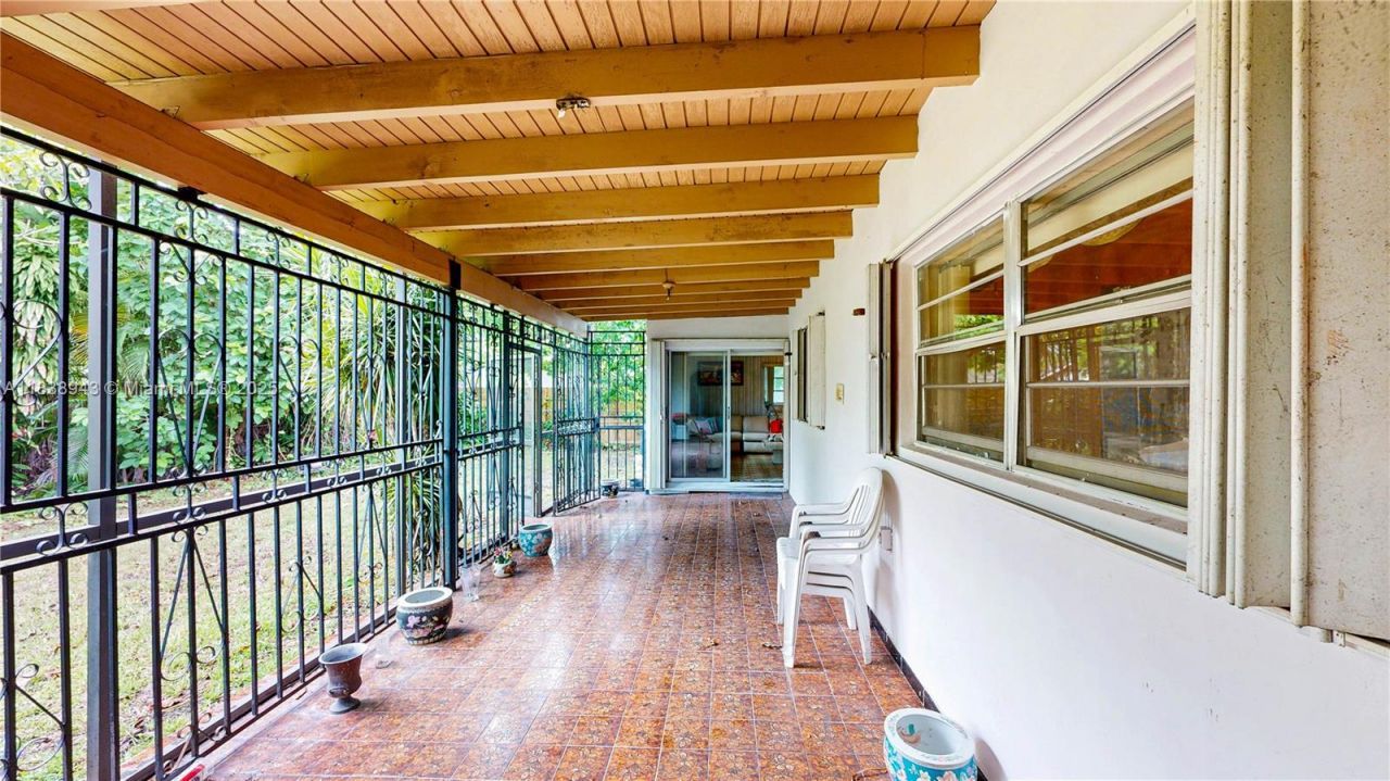 3005 SW 108th Ct, Miami, FL 33165 Photo