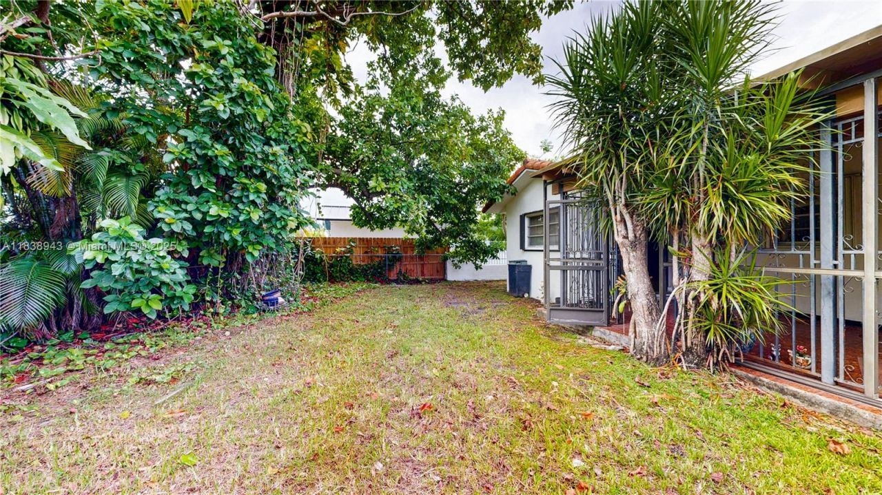 3005 SW 108th Ct, Miami, FL 33165 Photo