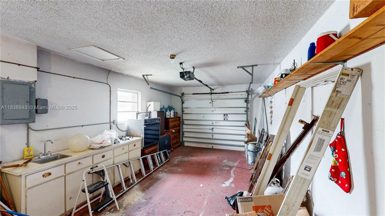 3005 SW 108th Ct, Miami, FL 33165 Photo