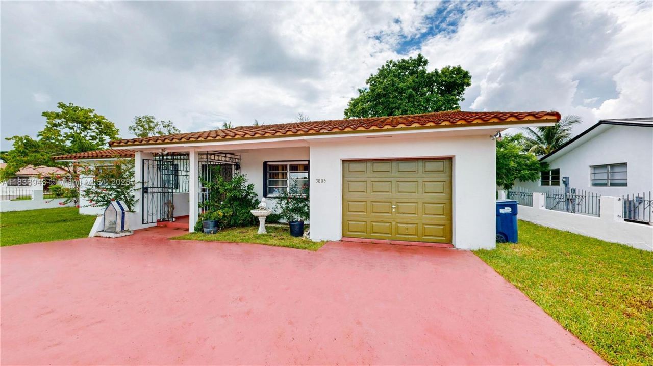 3005 SW 108th Ct, Miami, FL 33165 Photo