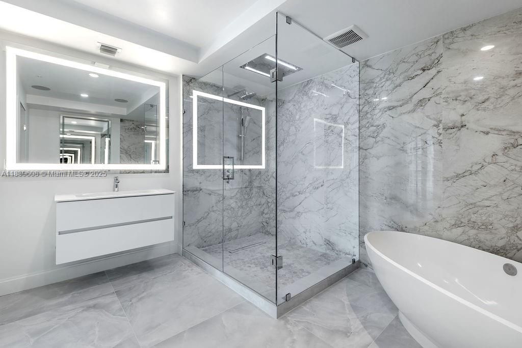 300 Sunny Isles Blvd, Unit 4-1808, Sunny Isles Beach, FL 33160 Photo