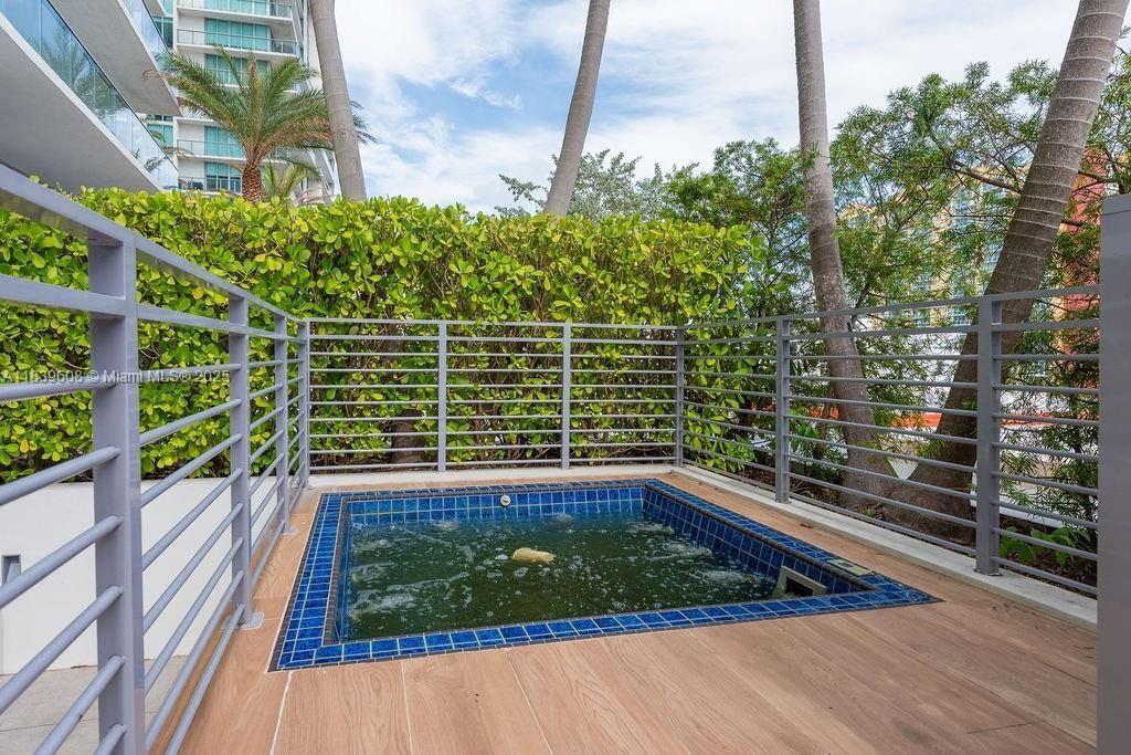 300 Sunny Isles Blvd, Unit 4-1808, Sunny Isles Beach, FL 33160 Photo