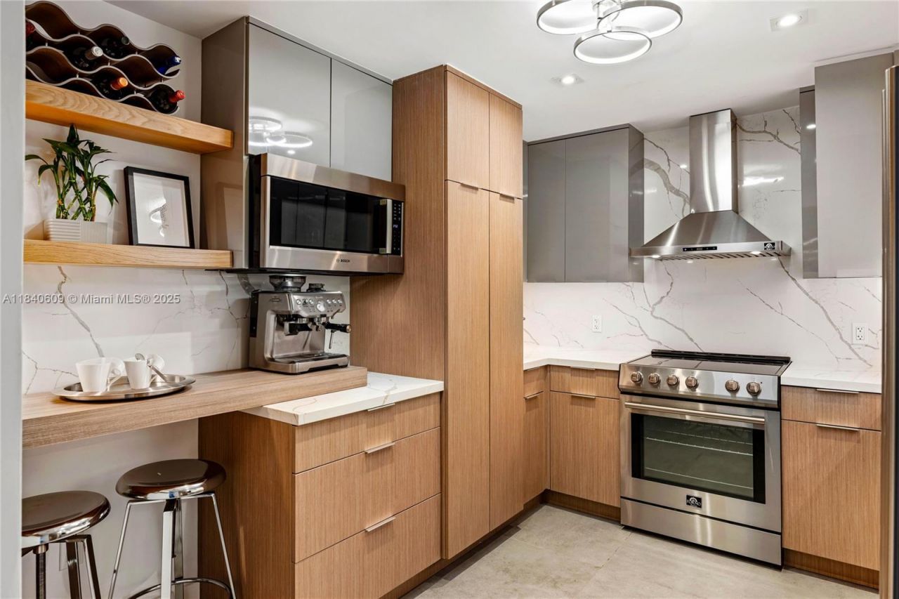 2780 NE 183rd St, Unit 1714, Aventura, FL 33160 Photo