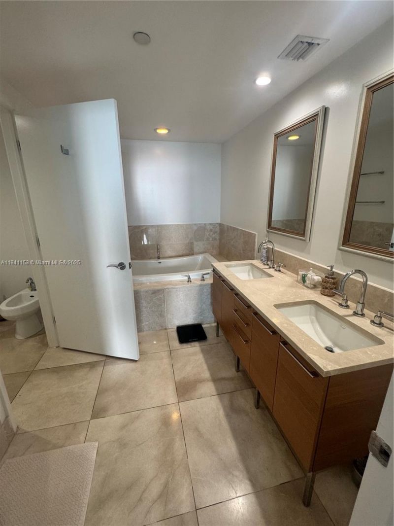 17001 Collins Ave, Unit 1002, Sunny Isles Beach, FL 33160 Photo