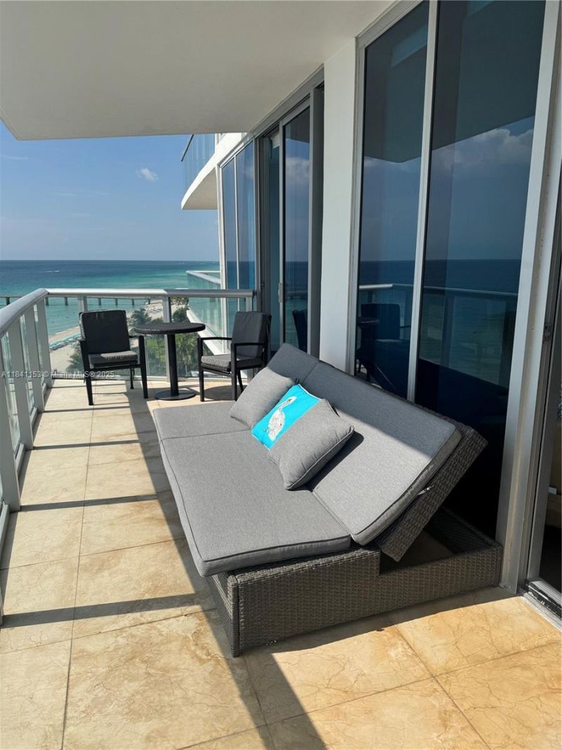 17001 Collins Ave, Unit 1002, Sunny Isles Beach, FL 33160 Photo