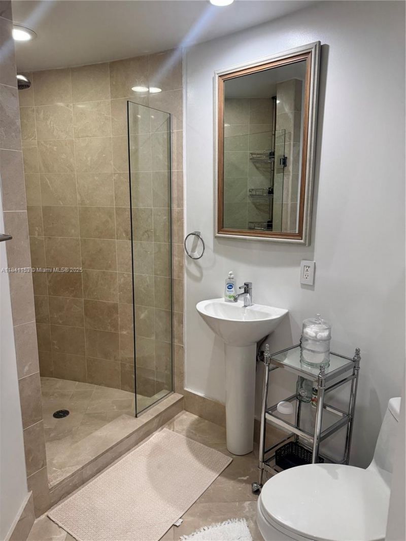 17001 Collins Ave, Unit 1002, Sunny Isles Beach, FL 33160 Photo