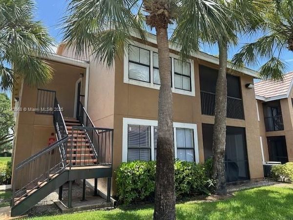 15590 SW 106th Ln, Unit 1102, Miami, FL 33196