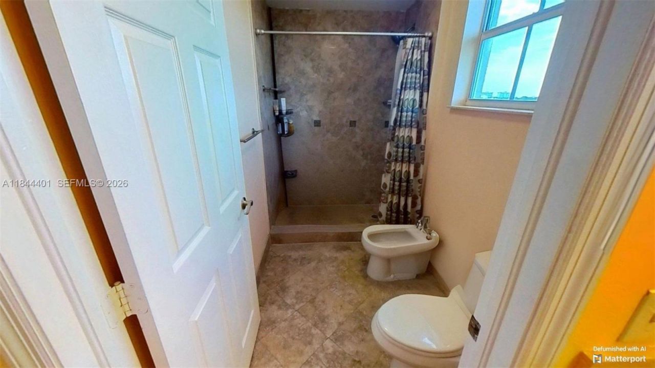 2425 SW 27th Ave, Unit 701, Miami, FL 33145 Photo