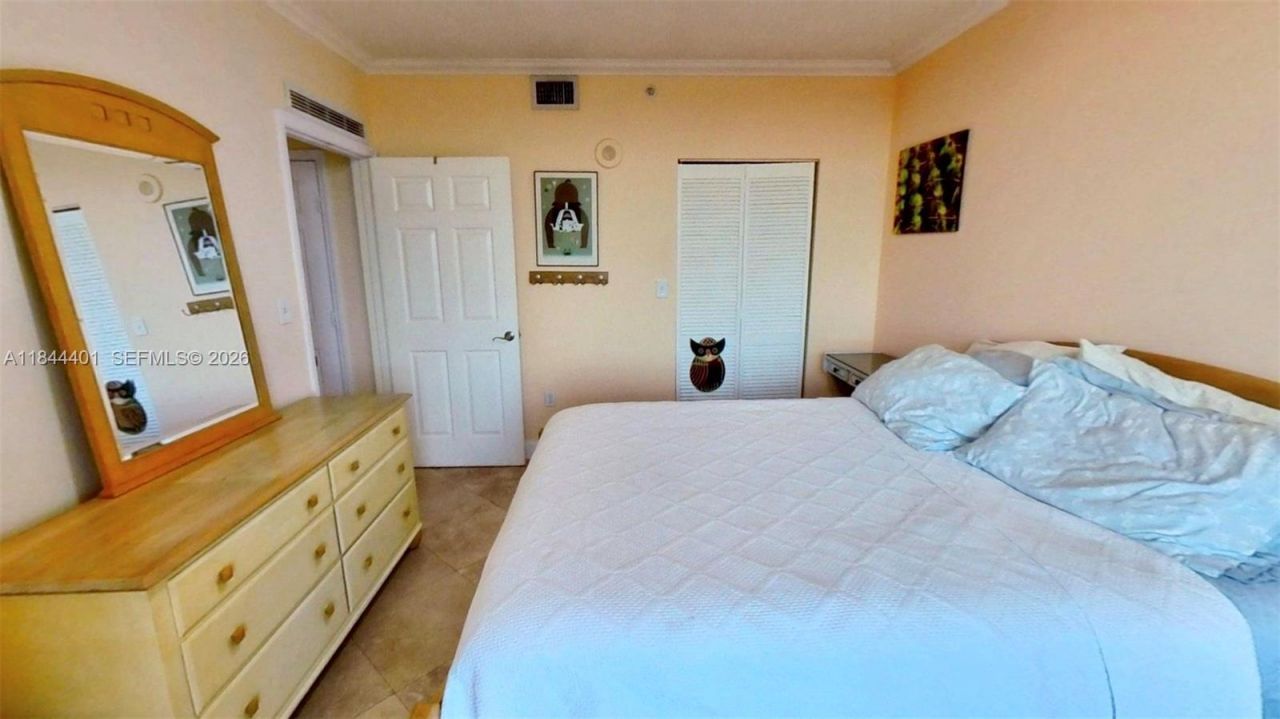 2425 SW 27th Ave, Unit 701, Miami, FL 33145 Photo