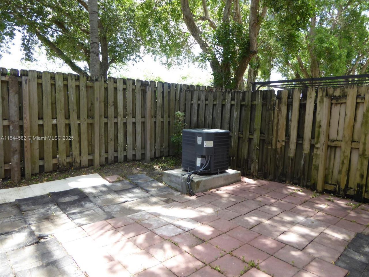 1037 NE 42nd Pl, Homestead, FL 33033 Photo