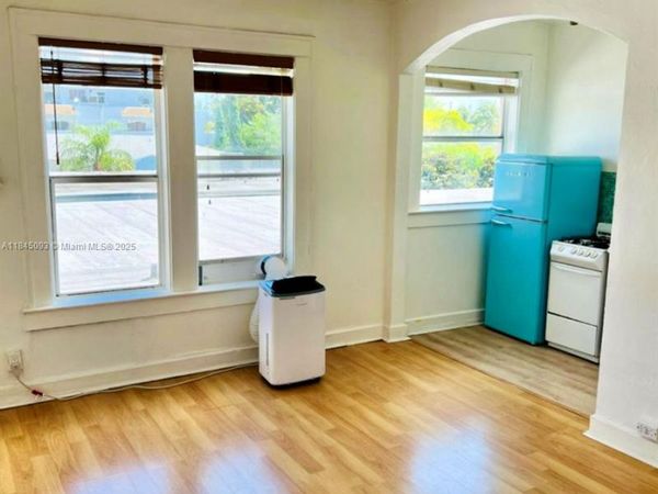 642 Michigan Ave, Unit 24, Miami Beach, FL 33139