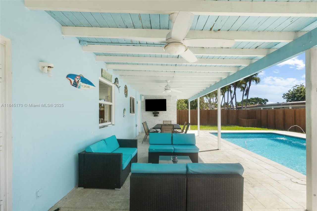 8040 SW 196th, Cutler Bay, FL 33189 Photo