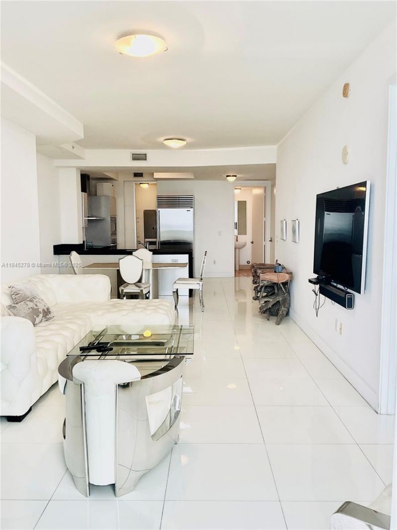 18201 Collins Ave, Unit 3302, Sunny Isles Beach, FL 33160 Photo