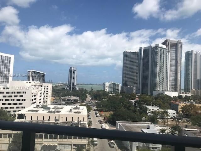 121 NE 34th St, Unit 806, Miami, FL 33137 Photo