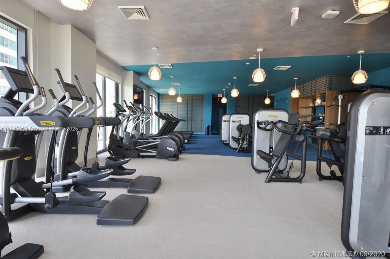 121 NE 34th St, Unit 806, Miami, FL 33137 Photo