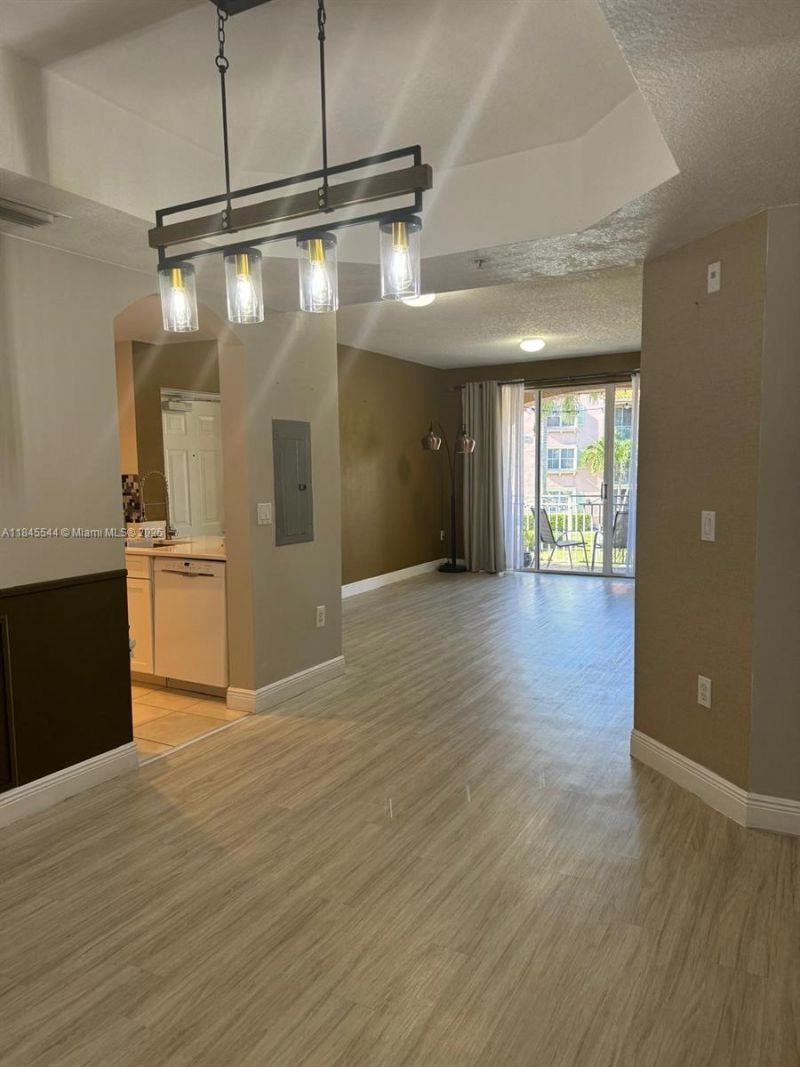 6320 NW 114th Ave, Unit 1223, Doral, FL 33178 Photo