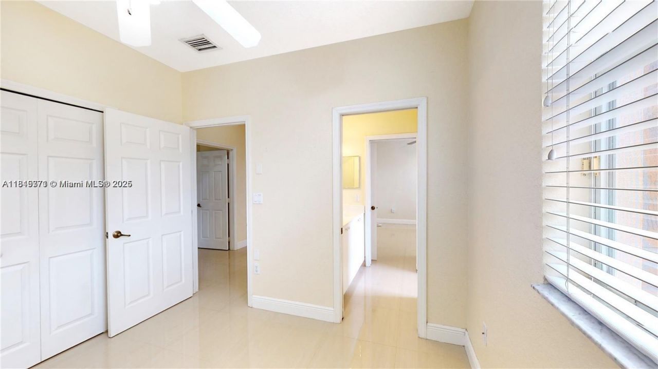 12281 SW 121st Ter, Miami, FL 33186 Photo