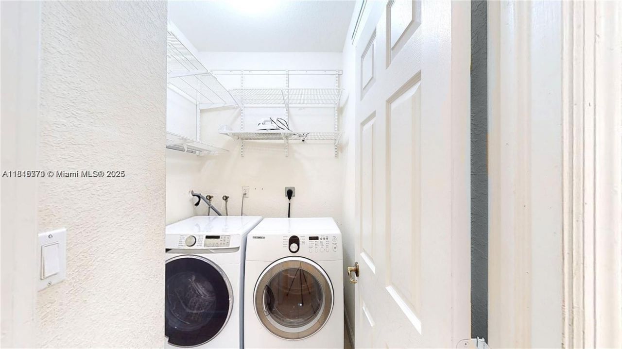 12281 SW 121st Ter, Miami, FL 33186 Photo