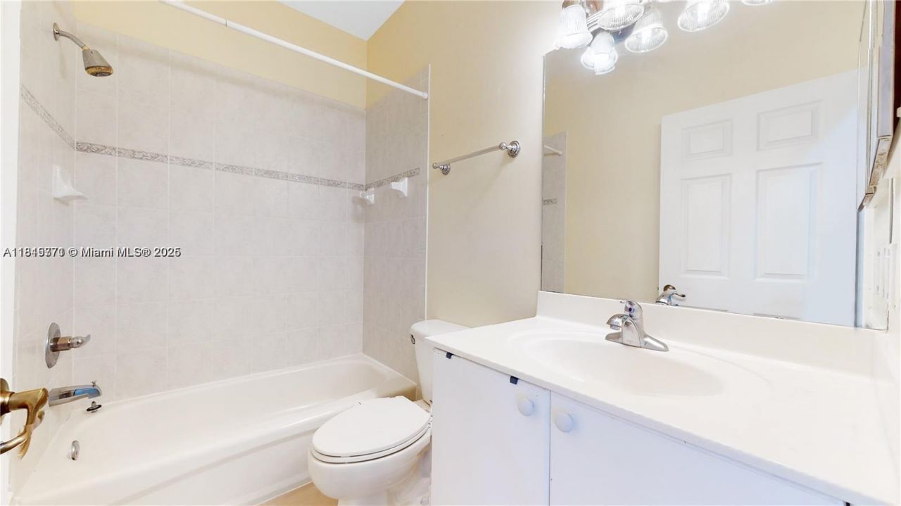 12281 SW 121st Ter, Miami, FL 33186 Photo