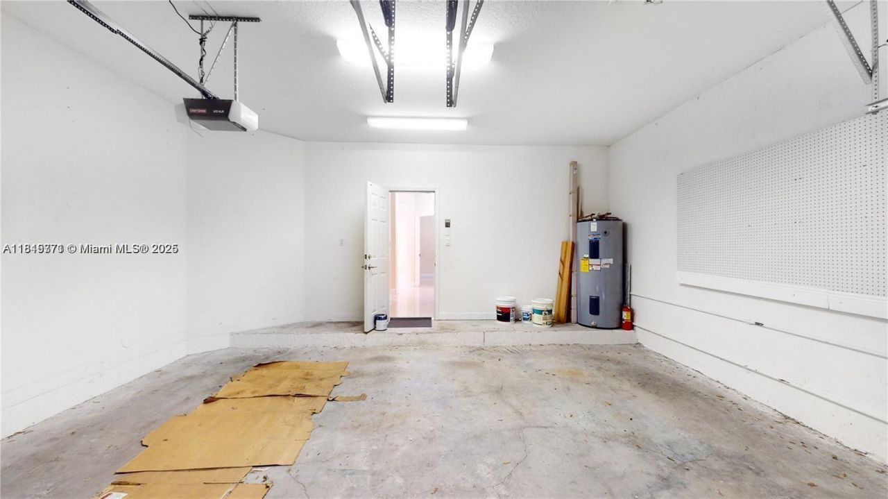 12281 SW 121st Ter, Miami, FL 33186 Photo