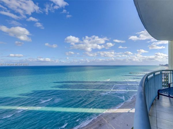 17375 Collins Ave, Unit 2501, Sunny Isles Beach, FL 33160