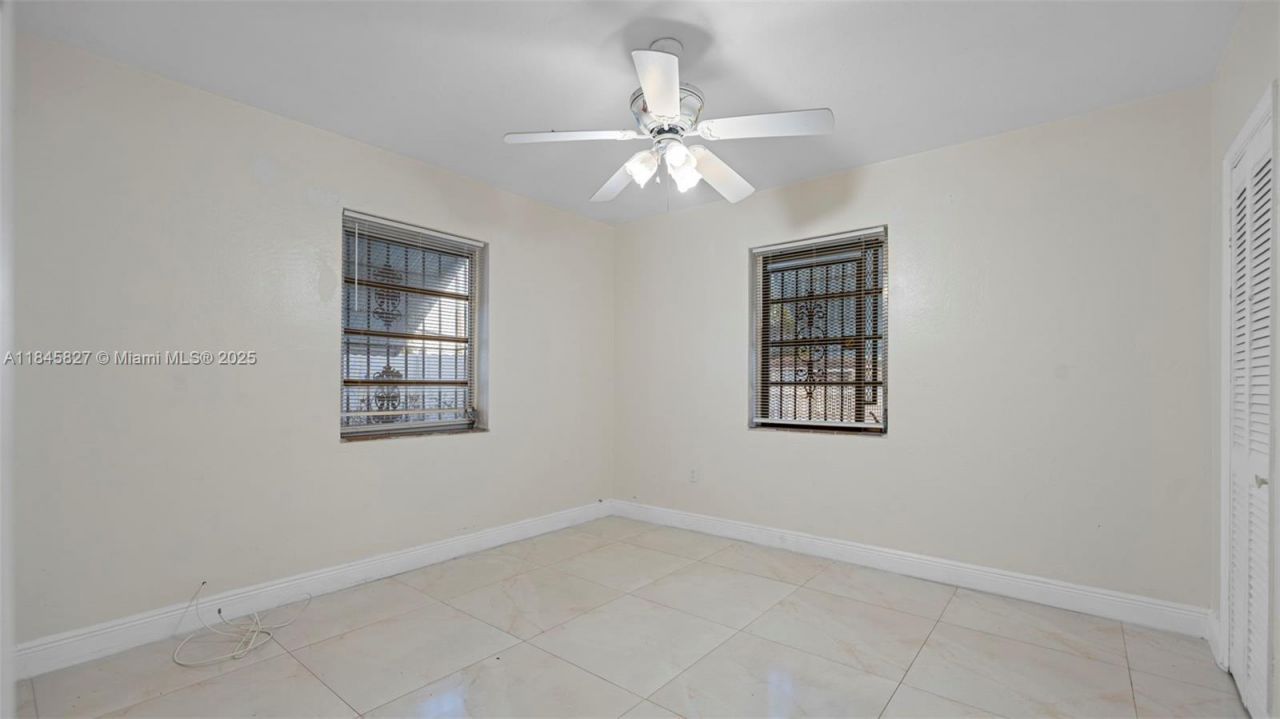 1235 NW 86th St, Miami, FL 33147 Photo