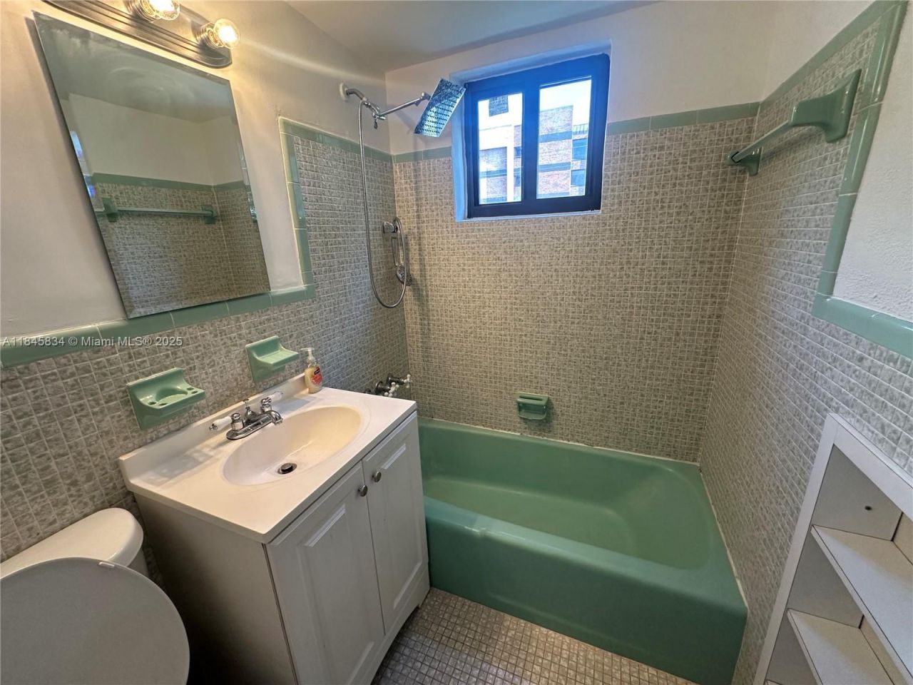 3242 Mary St, Unit S215, Miami, FL 33133 Photo