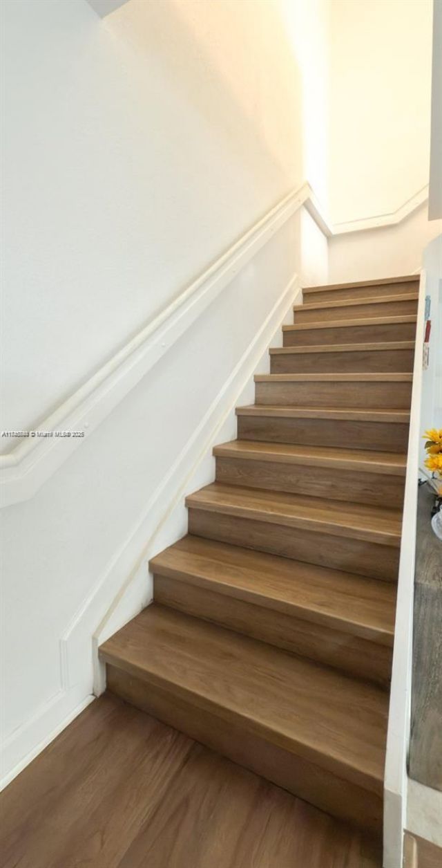 1001 NE 208th St, Unit ., Miami, FL 33179 Photo