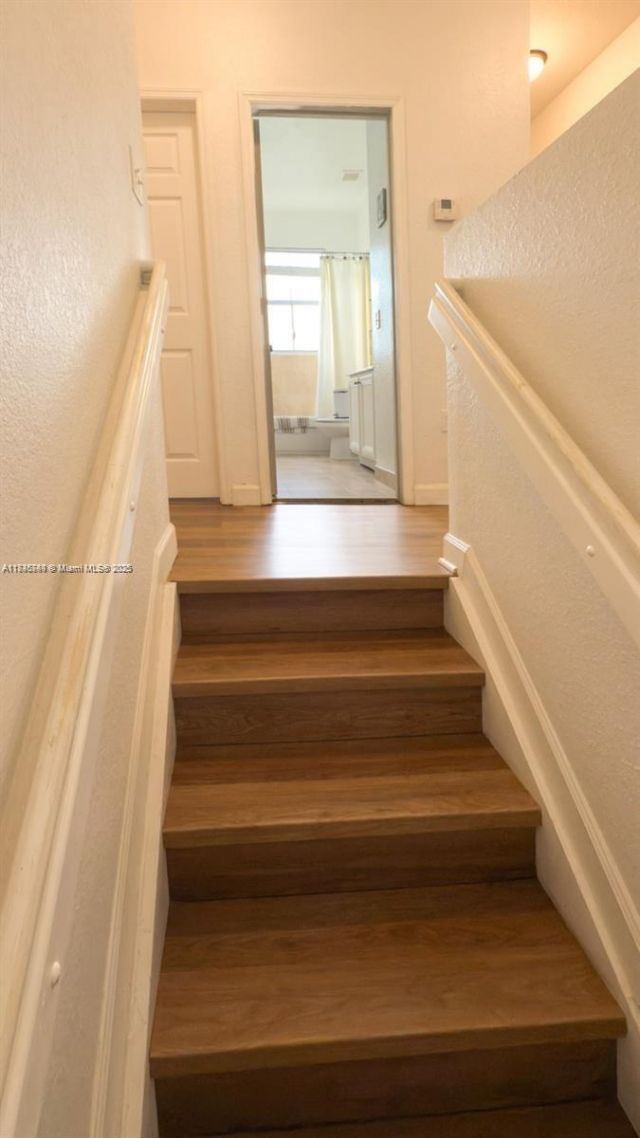 1001 NE 208th St, Unit ., Miami, FL 33179 Photo