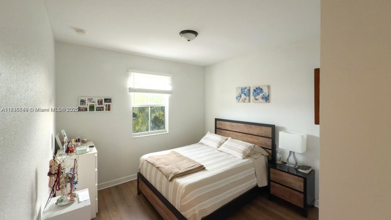 1001 NE 208th St, Unit ., Miami, FL 33179 Photo