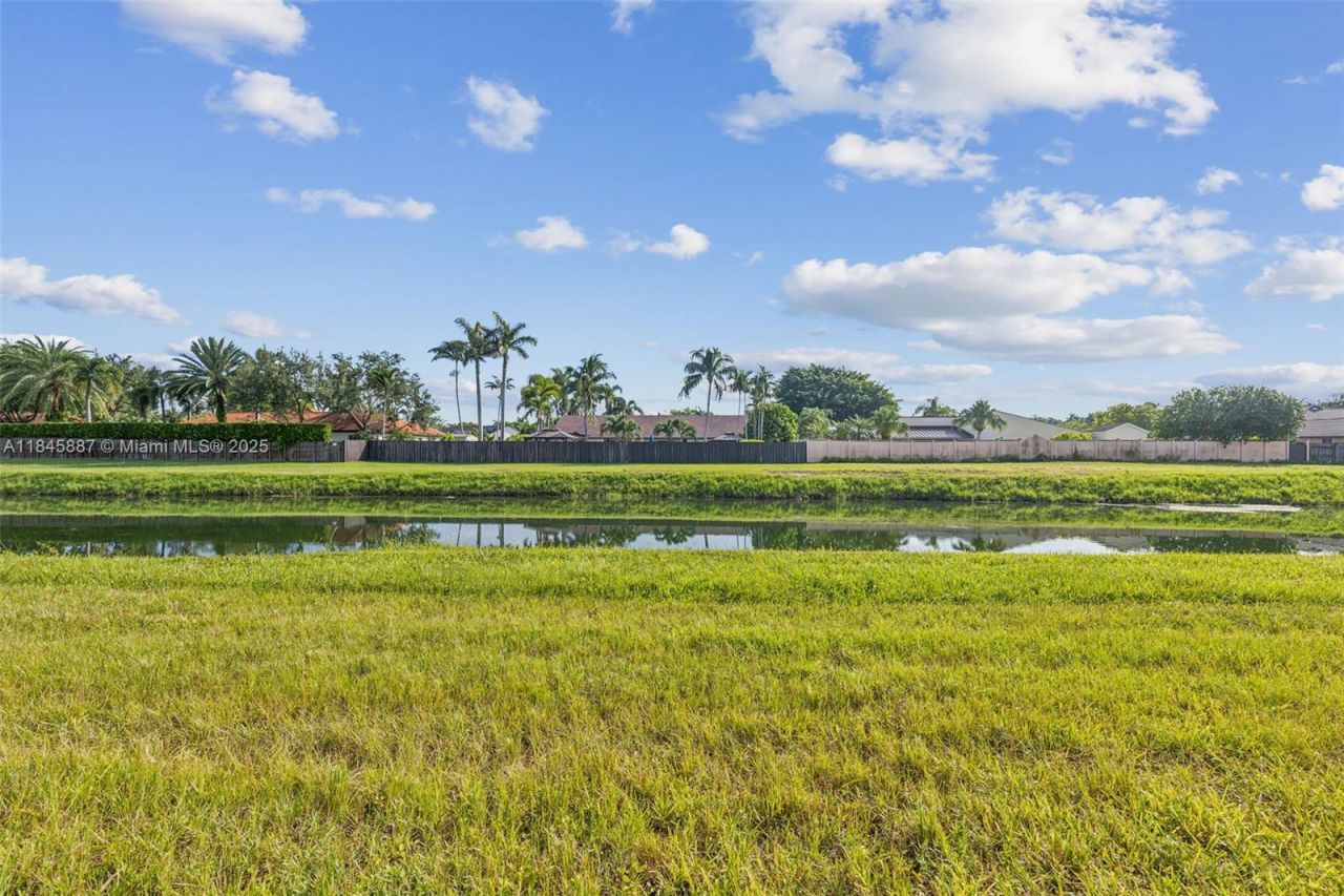 10471 SW 141st Dr, Miami, FL 33176 Photo